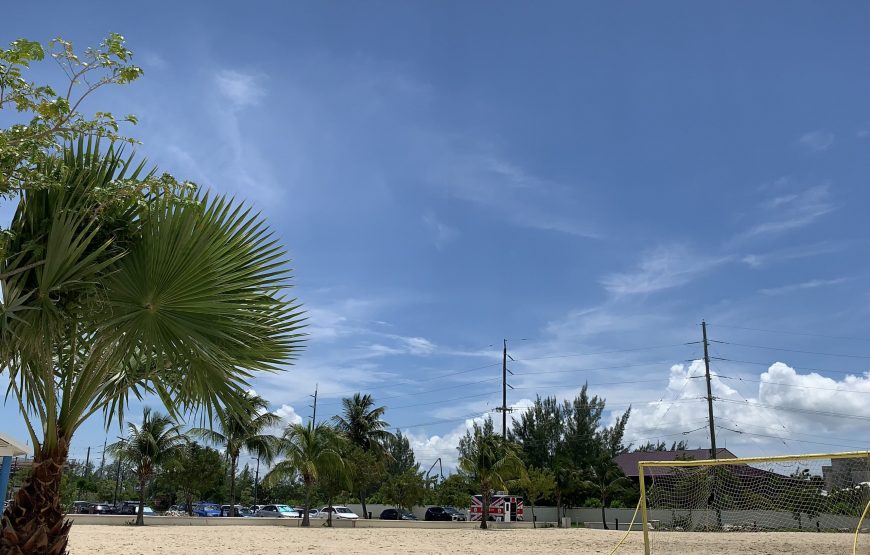 Seven Mile Beach Break in Grand Cayman